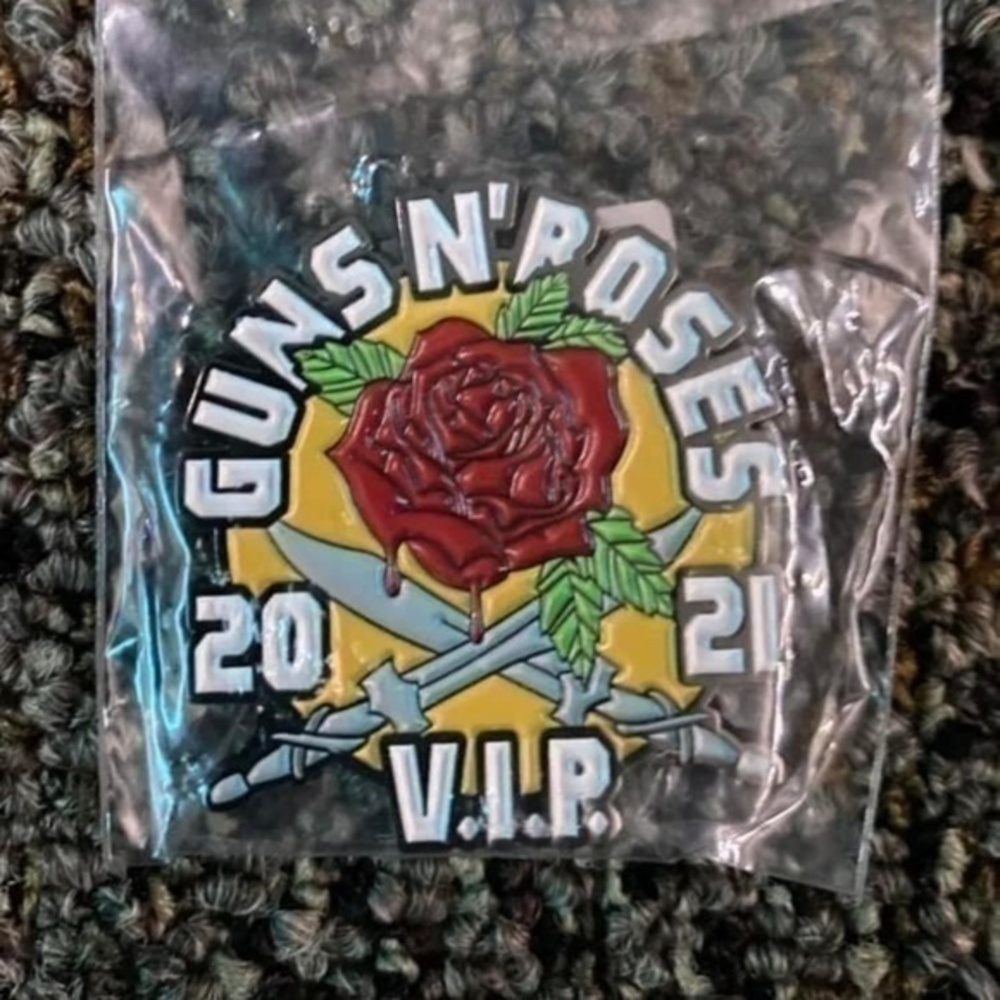 Guns n Roses 2021 VIP Only Pin Badge We're F'N Back Tour Rare Limited Edition